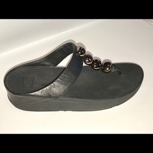 Fitflop ‘Rola’ Black Leather Thong Sandal 8